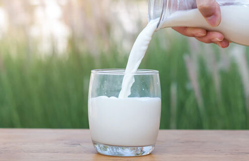 تفاوت شیر پاستوریزه با شیر فله
